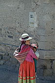 Woman in traditional dress at the Colca valley